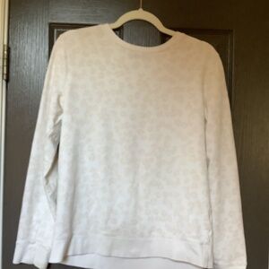 APC The All Over leopard print sweatshirt. 🤍